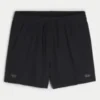 Actieve korte broek met logo halverwege het bovenbeen Actieve korte broek met logo halverwege het bovenbeen