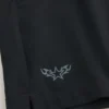 Actieve korte broek met logo halverwege het bovenbeen Actieve korte broek met logo halverwege het bovenbeen