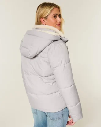 All-weather pufferjas met voering van imitatiebont