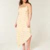 Asymmetrische midi-jurk met asymmetrische zoom