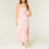 Asymmetrische midi-jurk met asymmetrische zoom