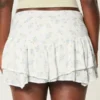 Asymmetrische mini-rok met gelaagde zoom