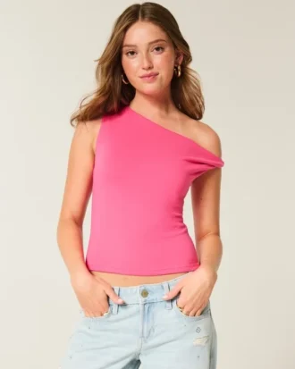 Asymmetrische off-shoulder top
