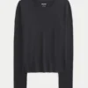 Baby-T-shirt met lange mouwen, naadloze stof en ronde hals Baby-T-shirt met lange mouwen, naadloze stof en ronde hals