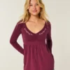 Babydoll-top met lange mouwen en geplooide buste Babydoll-top met lange mouwen en geplooide buste