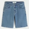 Baggy denim short met geborduurd logo Baggy denim short met geborduurd logo