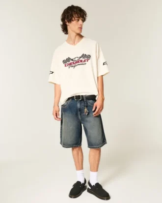 Baggy denim short met slangengrafiek
