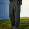 Baggy joggingbroek met slangengrafiek