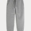 Baggy joggingbroek met trekkoord Baggy joggingbroek met trekkoord