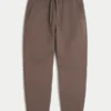 Baggy joggingbroek met trekkoord Baggy joggingbroek met trekkoord