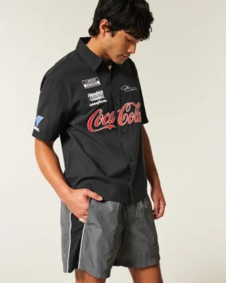 Baggy voetbalshort tot halverwege het bovenbeen