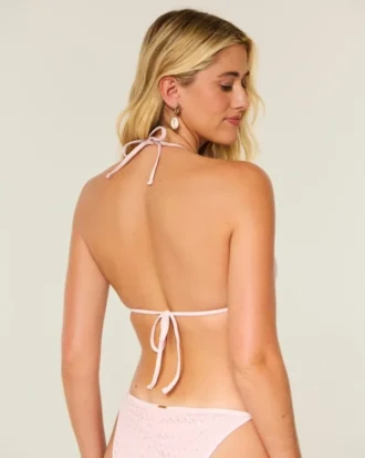 Bikini-topje met driehoekige cups en pailletten in haakstijl
