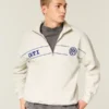 Boxy Half-Zip Volkswagen Graphic Sweatshirt Boxy Half-Zip Volkswagen Graphic Sweatshirt