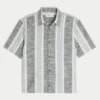 Boxy shirt met korte mouwen en gestructureerde strepen Boxy shirt met korte mouwen en gestructureerde strepen