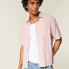Boxy shirt met korte mouwen en zakken Boxy shirt met korte mouwen en zakken