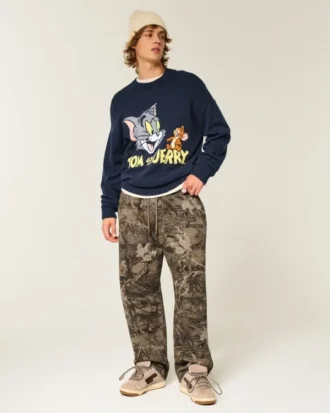 Boxy Tom en Jerry Graphic Crew Sweater Boxy Tom en Jerry Graphic Crew Sweater