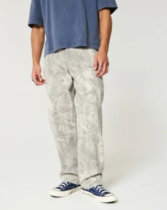Camo baggy jeans