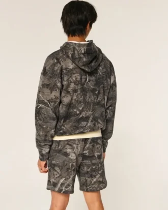 Camo fleece short boven de knie