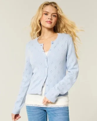 Cardigan met ronde hals en oogjes