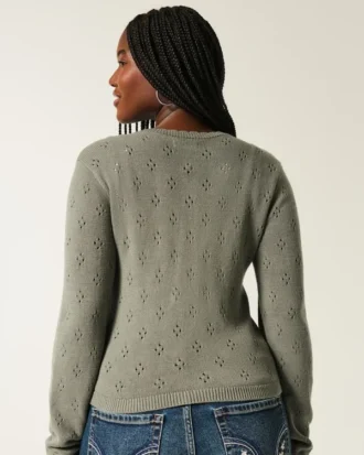 Cardigan met ronde hals en oogjes