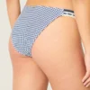 Cheeky bikinibroekje met dubbele bandjes en haakwerk
