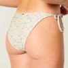 Cheeky bikinibroekje met haakwerkachtige rand en strikbandjes aan de zijkant