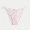 Cheeky bikinibroekje met hoge pijpjes in haakstijl