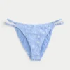 Cheeky bikinibroekje met hoge pijpjes in haakstijl