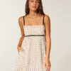 Chiffon babydoll mini-jurk Chiffon babydoll mini-jurk