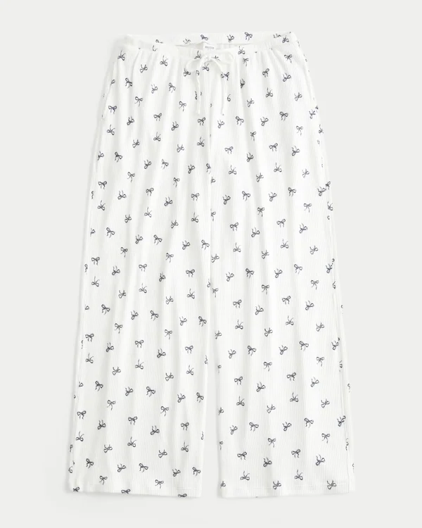Comfortabele geribde broek met wijde pijpen Comfortabele geribde broek met wijde pijpen