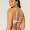 Curvy beugel-plunge bikinitop Curvy beugel-plunge bikinitop