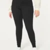 Curvy hoge zwarte jeanslegging Curvy hoge zwarte jeanslegging