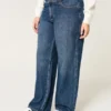 Curvy mid-rise baggy jeans met donkere wassing Curvy mid-rise baggy jeans met donkere wassing