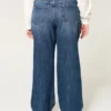 Curvy mid-rise baggy jeans met donkere wassing Curvy mid-rise baggy jeans met donkere wassing