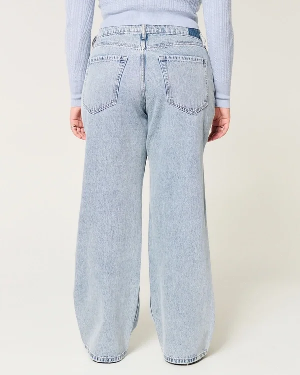 Curvy mid-rise medium wash baggy jeans Curvy mid-rise medium wash baggy jeans