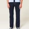 Donkere rechte jeans