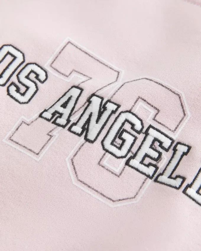 Easy Off-the-Shoulder Los Angeles Graphic Sweatshirt Easy Off-the-Shoulder Los Angeles Graphic Sweatshirt
