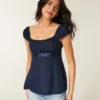 Easy satijnen babydolltop met strik Easy satijnen babydolltop met strik