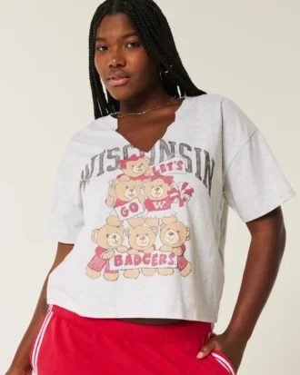Easy Wisconsin Badgers Graphic Notch-Neck T-shirt