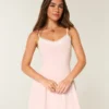 Gebreide mini-jurk met laagjes