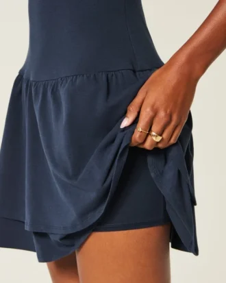 Gebreide mini-jurk met laagjes