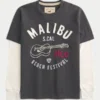 Gelaagde T-shirt met lange mouwen en logo-afbeelding Gelaagde T-shirt met lange mouwen en logo-afbeelding