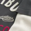 Gelaagde T-shirt met lange mouwen en logo-afbeelding Gelaagde T-shirt met lange mouwen en logo-afbeelding