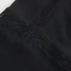 Gemakkelijke babydolltop met lange mouwen en ruches Gemakkelijke babydolltop met lange mouwen en ruches