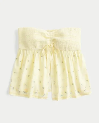 Gemakkelijke strapless babydolltop met gesmokte buste