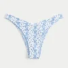 Geribbelde bikinibroek met hoge beenuitsnijding en V-taille