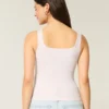 Geribbelde naadloze stof tanktop met vierkante hals Geribbelde naadloze stof tanktop met vierkante hals