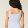 Geribbelde naadloze stof tanktop met vierkante hals Geribbelde naadloze stof tanktop met vierkante hals
