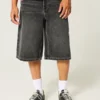 Gewassen zwarte denim korte broek Gewassen zwarte denim korte broek