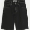 Gewassen zwarte denim short met kattenprint en superwijde pijpen